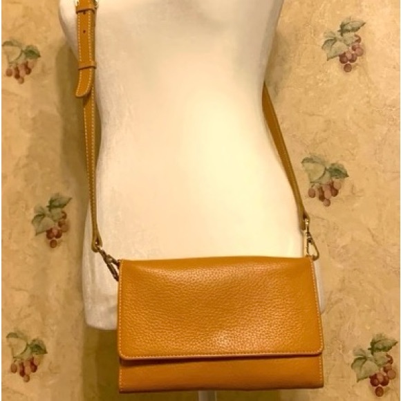 Chico's Handbags - NWOT Chicos Leather Crossbody